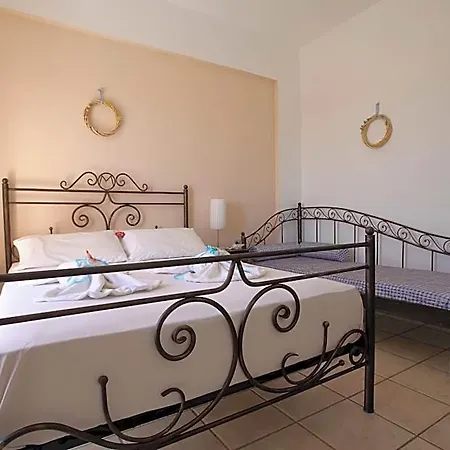 Hotel Manos Vári