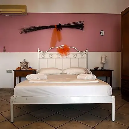 Manos Отель Vari (Syros)